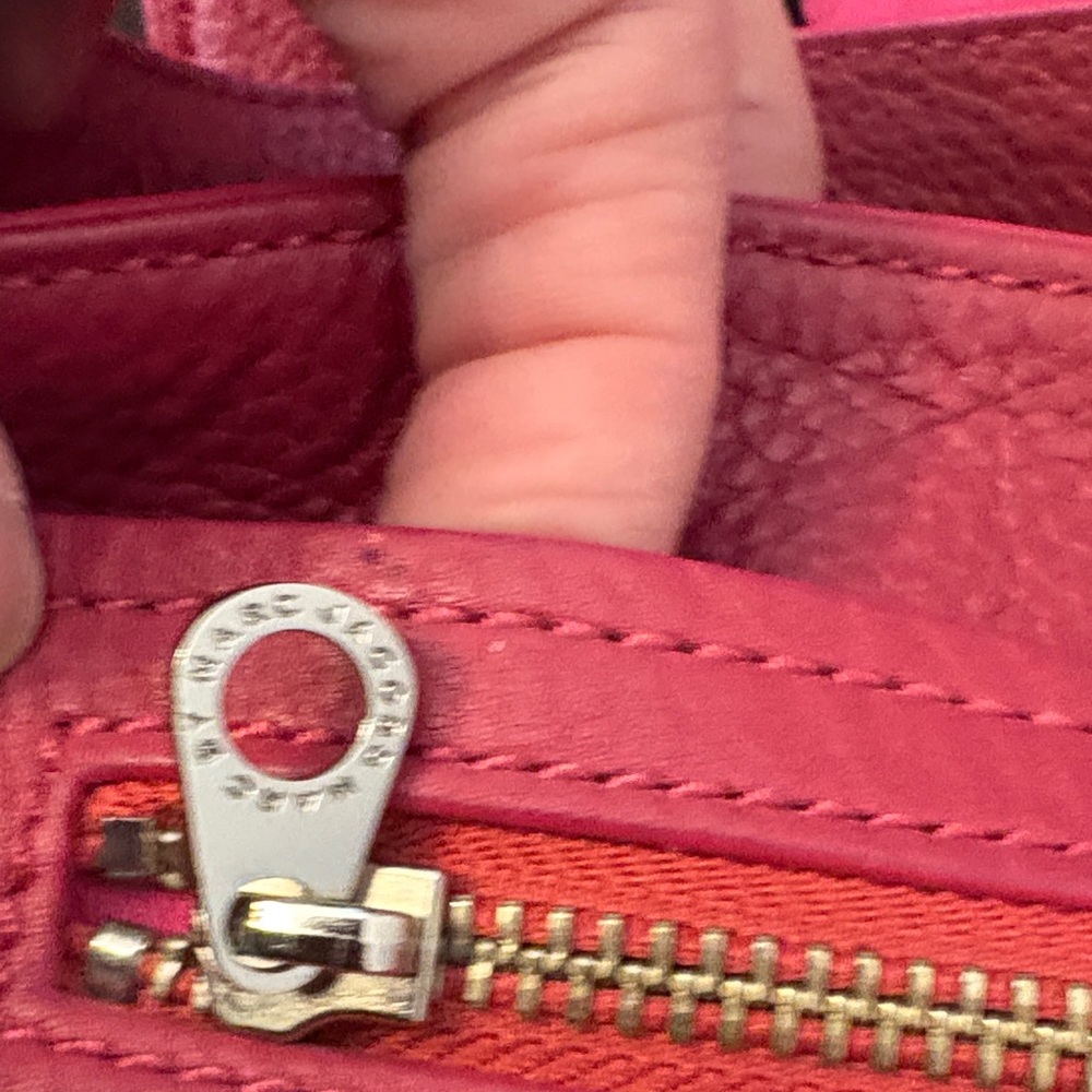 Marc By Marc Jacobs Deep Fuschia Pebbled Leather Crossbody - Picture 12 of 16